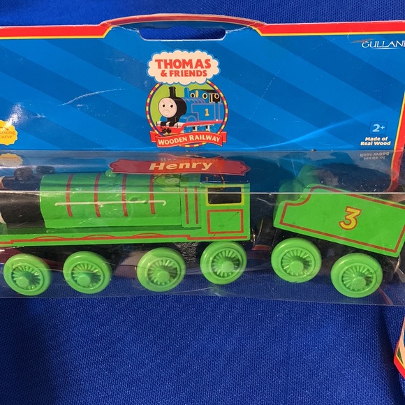 Toys Thomas The Train Battery Powered Thomas And Wooden Henry